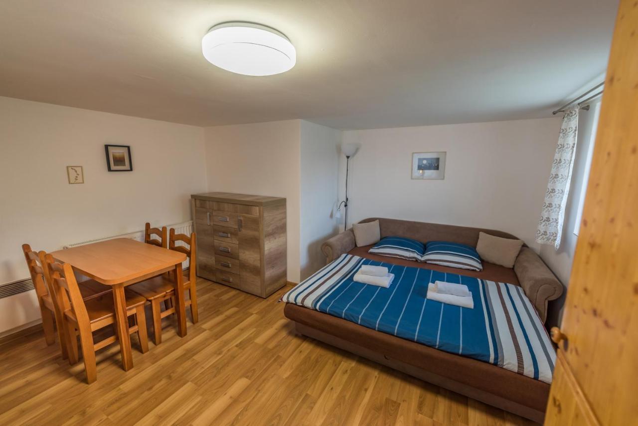 Apartmany Korenov Luaran gambar