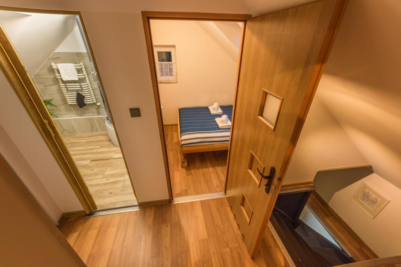 Apartmany Korenov Luaran gambar