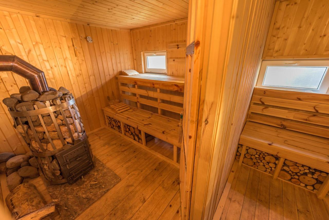 Apartmany Korenov Luaran gambar